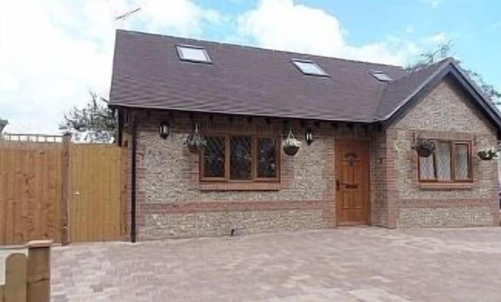 Villa Hunters Retreat Lyminster Exterior foto